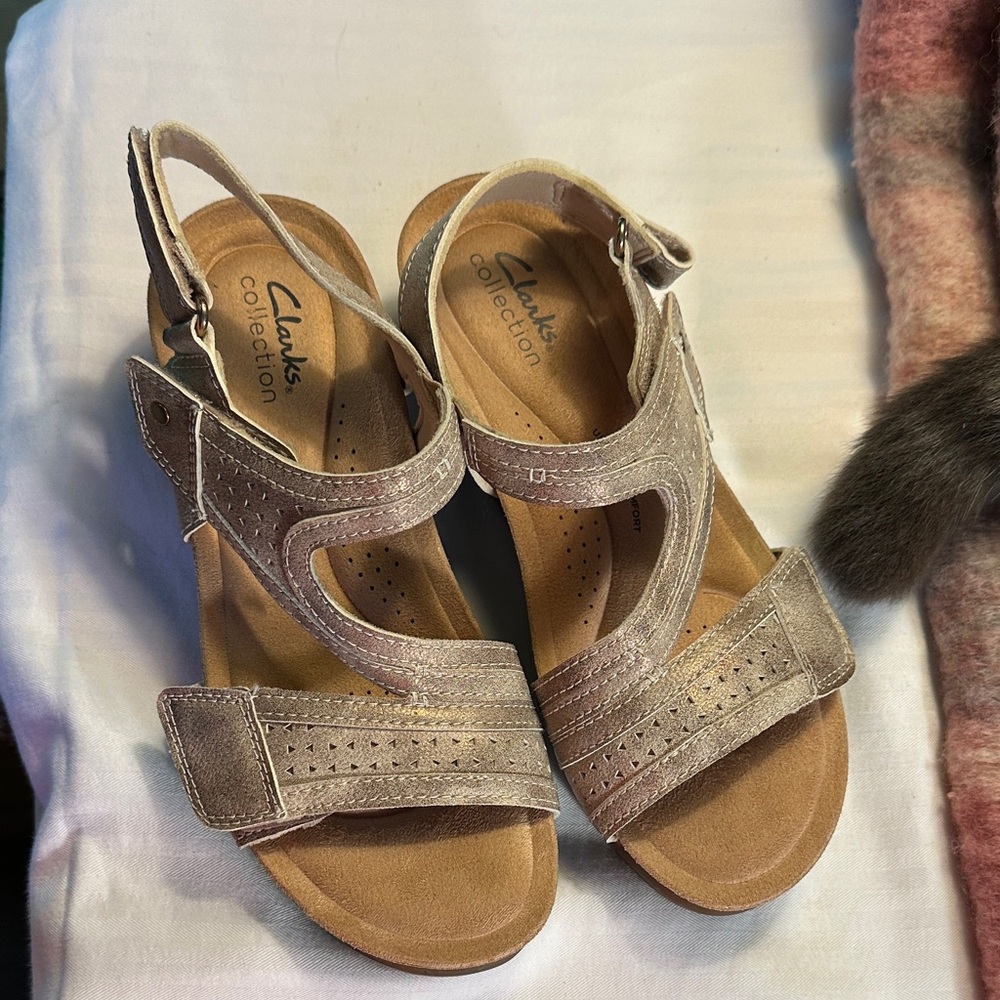 Women's  Clarks Collection Taupe Slingback Sandals